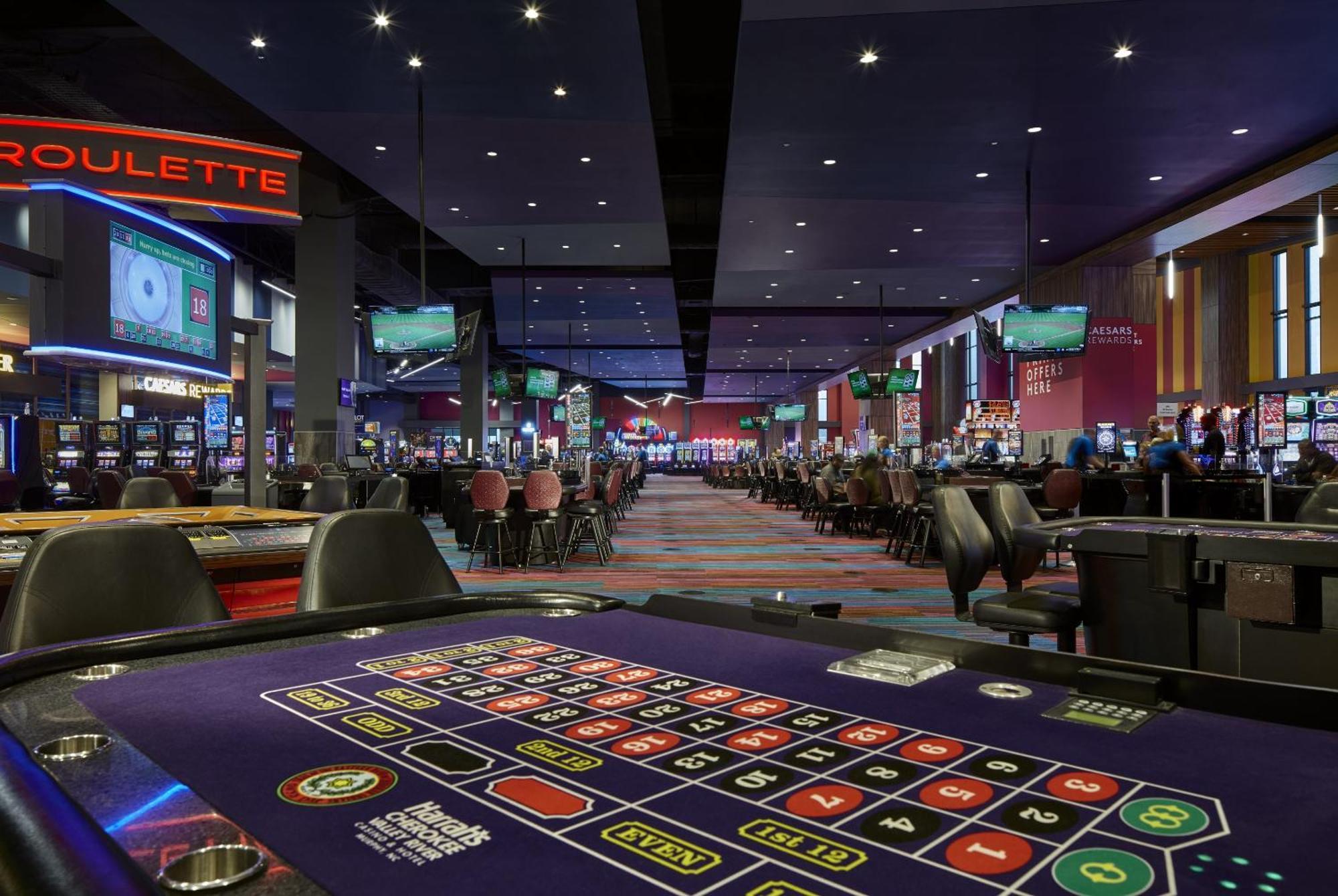 Harrah'S Cherokee Valley River Casino & Hotel Murphy Exteriör bild